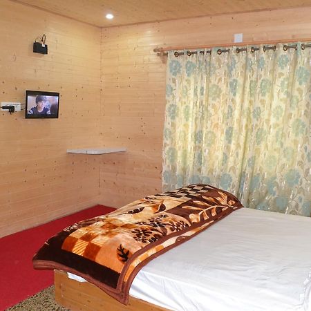 Hotel Grg Residency Srīnagar Екстериор снимка